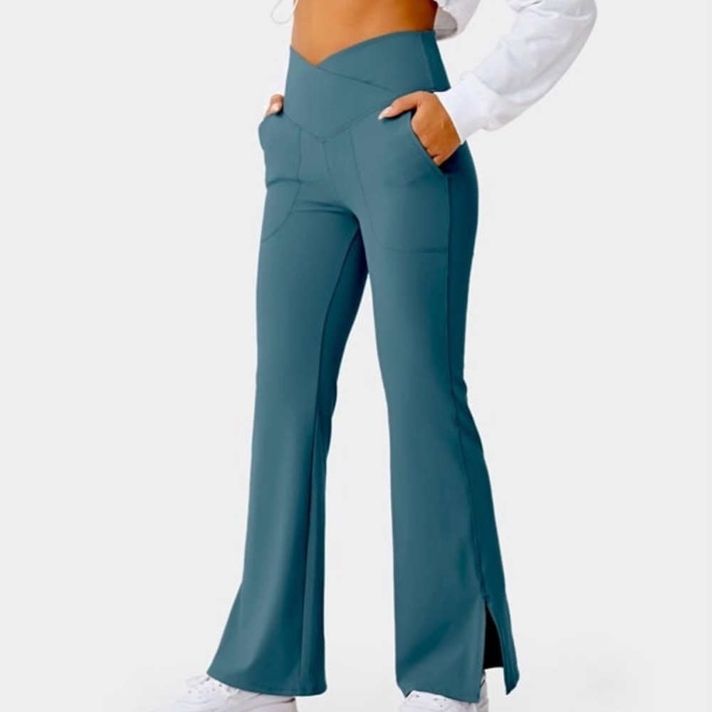 Halara Crossover Pocket Split Hem Full Length Flare Leggings XLP